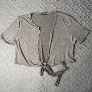 PrettyLittleThing Heather Gray Tie-Front Crop Top